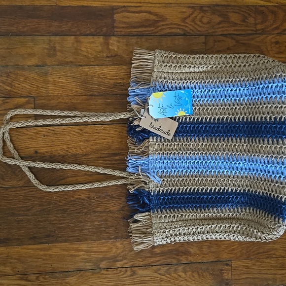 Straw Tote Bag - Picture 1 of 7